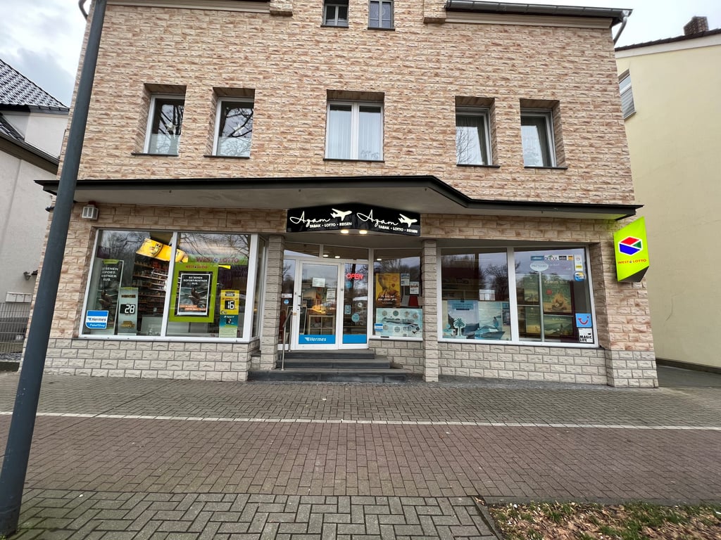 Blick auf das heroische Landschaftsmotiv des Hauptbereichs